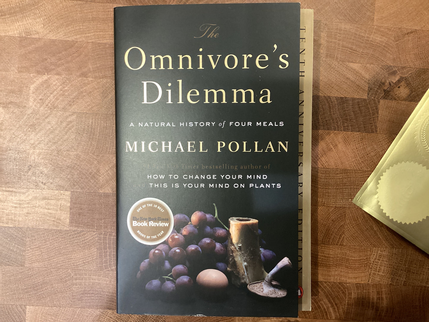 The Omnivore's Dilemma: The Secrets Behind What You Eat (Young Readers Edition)
