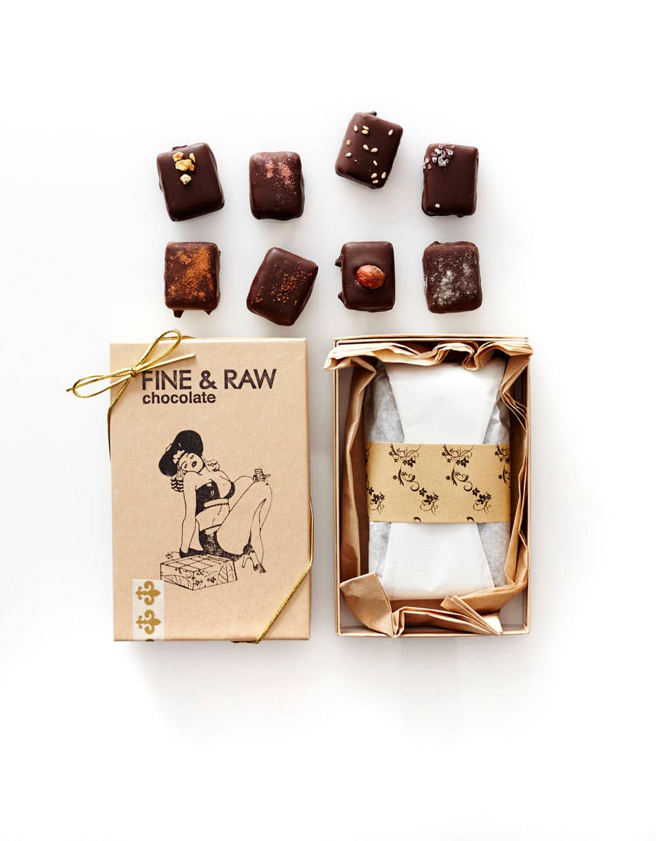 FINE & RAW - Truffle Gift Set - 8 Piece Mixed