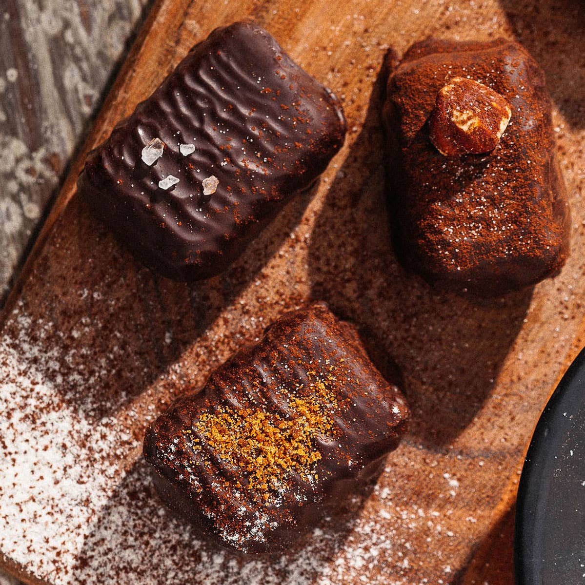 FINE & RAW - Truffle Gift Set - 8 Piece Mixed