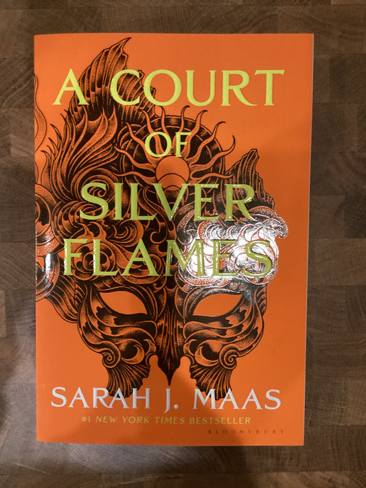 A Court of Silver Flames (A Court of Thorns and Roses, Book 5)