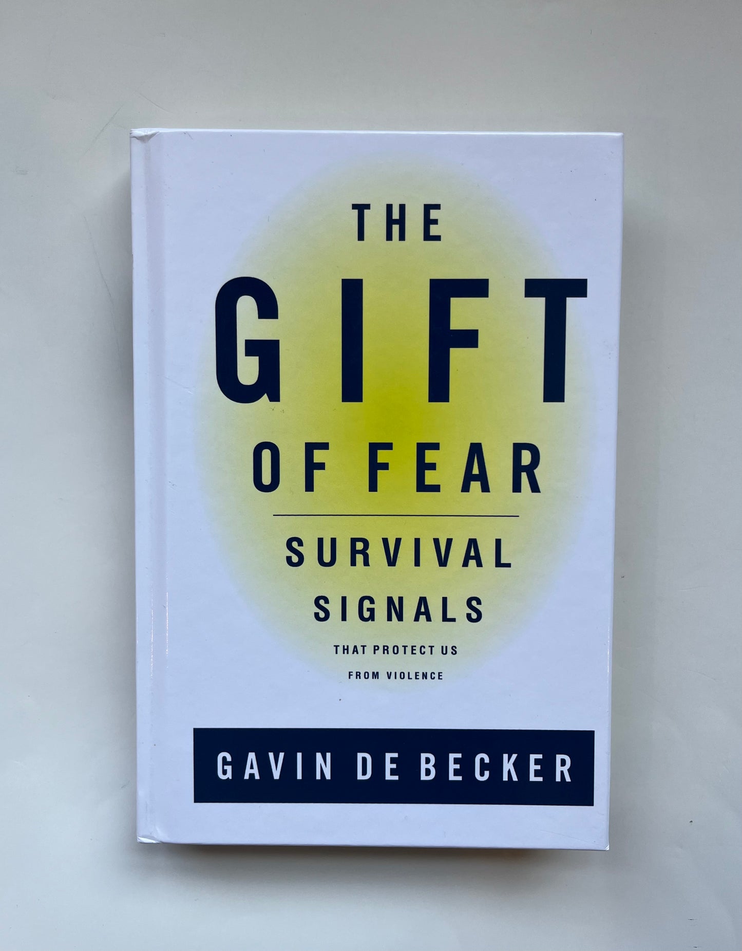 The Gift of Fear: Survival Signals that Protect us From Violence